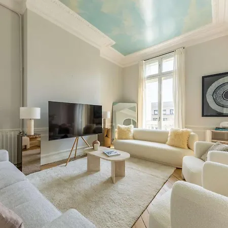 Exceptional Eiffel Tower Gem 4bed 8p In Trocadero Lejlighed