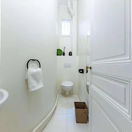 Exceptional Eiffel Tower Gem 4bed 8p In Trocadero Lägenhet *