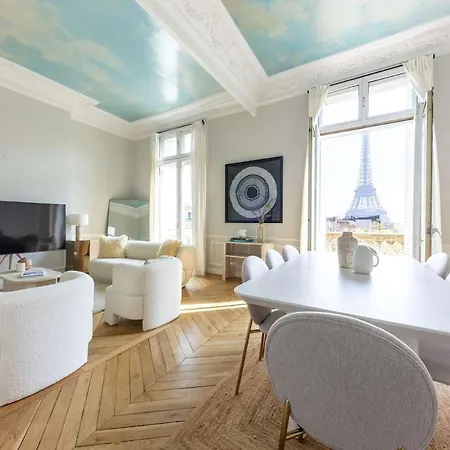 Apartment Exceptional Eiffel Tower Gem 4bed 8p In Trocadero Paris